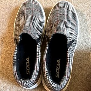 Soda shoes